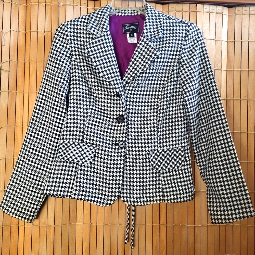 Women's Size 8 Houndstooth Suit Jacket/Blazer, by Sweet Suit